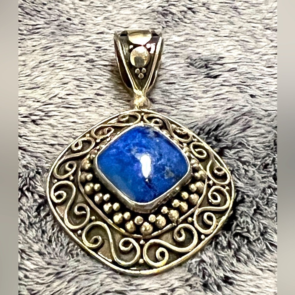 BA SUARTI Bali Sterling Silver Lapis Lazuli Balinese Filigree Pendant